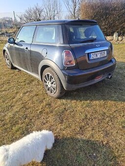 Mini cooper 1.4i - 2