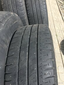 215/65 R16C Michelin - 2