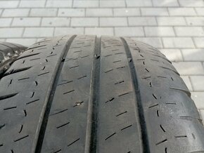 235/65/16 Michelin 2x pneu - 2