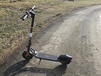 Elektrokoloběžka Segway NINEBOT F2 Pro E - 2