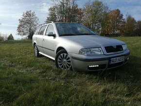 Škoda Octavia - 2