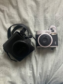 Instax mini 90 s příslušenstvím - 2