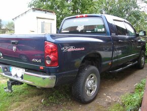 DODGE RAM 1500 5,7 V8 257kw mege cap 4x4 - 2