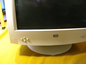 Monitor 19" ITT CRT monitor - 2