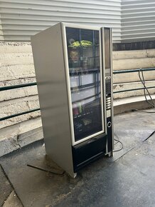 Prodám Potravinový Automat NECTA SNAKKY MAX - 2
