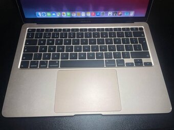 Macbook Air 13.3” 2020 zlatý - 2