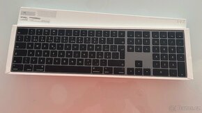 Apple Magic Keyboard Space Grey - 2