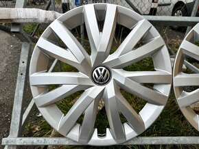 Originální poklice kryty kol VW 16" (5G0601147B) - 2