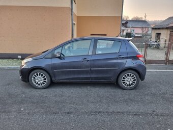 Toyota yaris 1.3i 73kW - 2