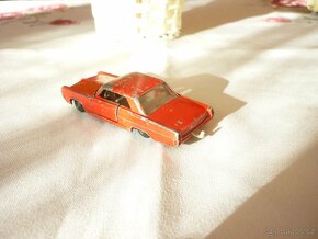 MATCHBOX RW NO 22 PONTIAC G.P. SPORTS COUPE - 2