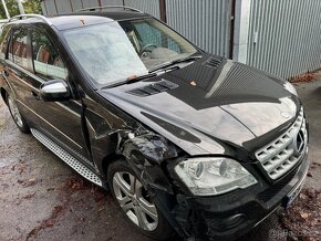 MERCEDES BENZ ML 350CDI,165KW,ROK 2009,NAJ 337TKM,DOHODA - 2