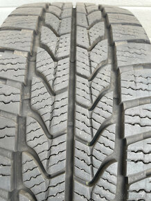 Goodyear Ultragrip Cargo 215/65 R16C 109/107T 2Ks zimní pneu - 2