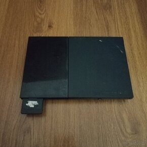 PlayStation 2 slim na ND - 2