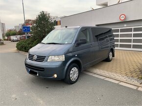 Volkswagen Caravelle 2.5TDI 96kw 4x4 Long 9-místní  Rok 2008 - 2