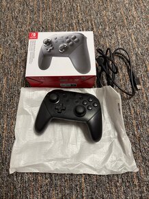 Nintendo Switch Pro Controller. 23 mesice zaruka Alza. - 2