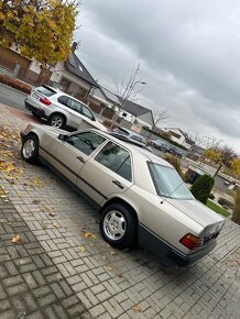 Mercedes-Benz w124 230E - 2