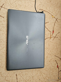 Notebook ASUS X550C - 2