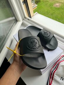 Moncler Pantofle (Basile Slides) - 2