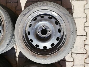 Letní pneu 195 / 60 R15 88 V sada na discích Ford 6Jx15x49,5 - 2