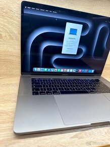 Apple MacBook Pro TouchBar 2017/2018 i7 16GB RAM 512GB - 2