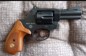 REVOLVER ZHR 831, RÁŽE 38 S KUFŘÍKEM - 2