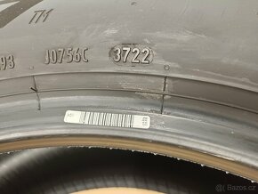 Pirelli Cinturato P7 215/55/R17 94V - 2