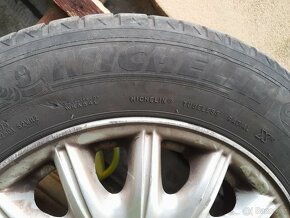 Prodám 4ks alu kol na Citroën C5, s pneu Yokohama/Michelin - 2