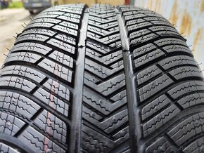 Zimní pneu = MICHELIN = 255/45 R19 =NOVÉ - 2