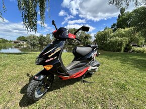 Aprilia SR125 Tetsuya Harada edition - 2