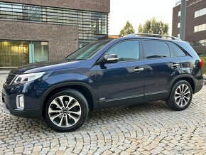 Kia Sorento 2.2CRDi 4x4 AUT KAMERA LED VÝHŘEV SERVISKA - 2