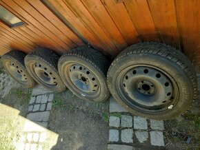 Zimní pneu 185/60 r15 - 2