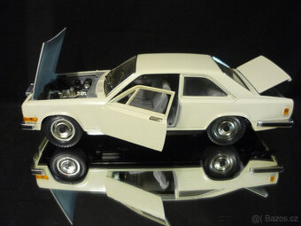 Rolls Royce Camargue Bburago 1/18 - 1/22 - 2