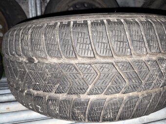 Zimní pneu Pireli 255/55 r18 - 2