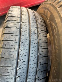 Pneu MICHELIN Agilis 225/75 R16 - 2