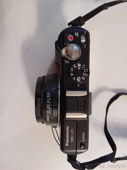 Panasonic Lumix DMC - LX5 - 2