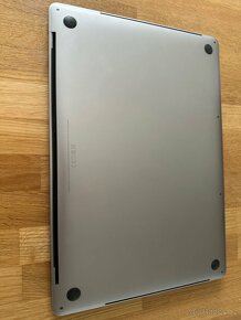 MacBook Pro 15 inch, late 2017 - 2