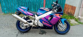 Yamaha yzf750r - 2