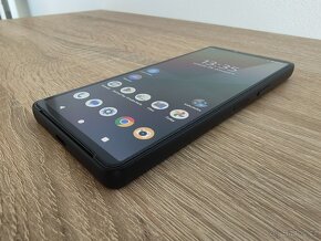 Sony Xperia 10 VI - 2