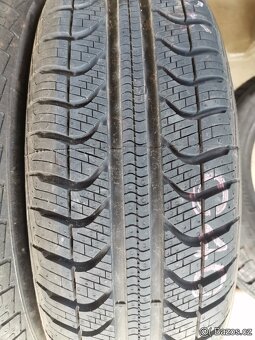 165/60/15 zimní pneu PIRELLI 165 60 15 - 2