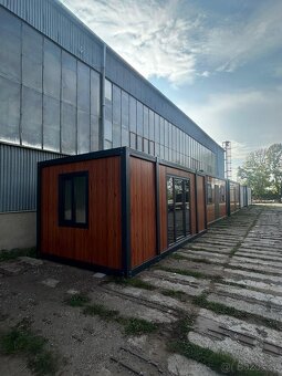 Obytný kontejner PMP-Y o rozměru 3 x 6 m s franc. dveřmi - 2