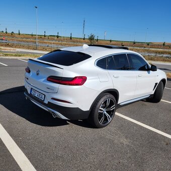 bmw x4 - 2