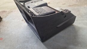 Ford Taunus - stredovy panel - 2