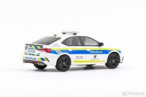 Škoda Octavia IV zahraniční policie 1:43 Abrex - 2