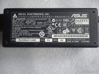 nabíječka ASUS - 2