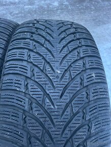 Zimní pneu Nokian WR SUV4 235/45 R20  7mm - 2