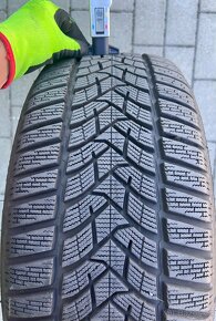 235/45 R18 - 3x zimní Dunlop 9mm - 2