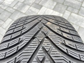 Zimní 225/45 r18 6mm - 2