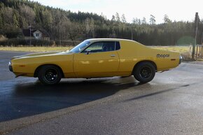 1972 Dodge Charger - 2