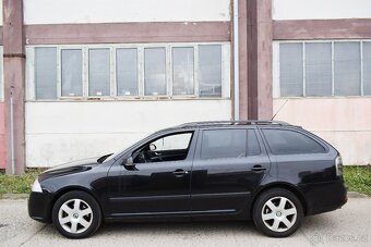 Škoda Octavia II 2.0 TDI ELEGANCE/RS PAKET/NAVI/ČTĚTE/ - 2