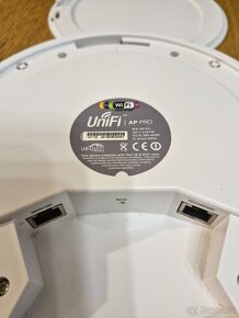 Prodám Ubiquiti UniFi AP PRO - 2